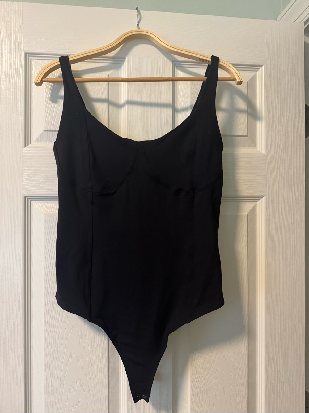 Abercrombie & Fitch Black Seamless Scoop Bodysuit - new without tags